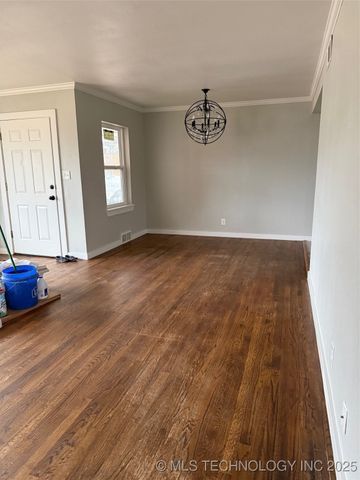 324 SE Wilshire, Bartlesville, OK 74006