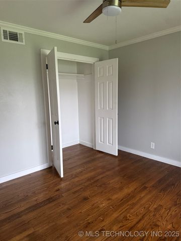 324 SE Wilshire, Bartlesville, OK 74006