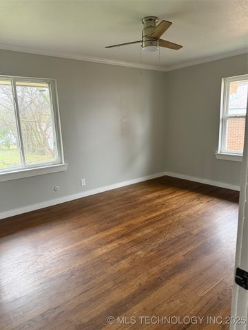 324 SE Wilshire, Bartlesville, OK 74006