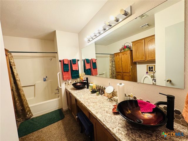 1105 Baldridge Drive, Gatesville, TX 76528