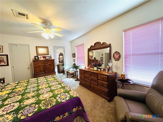 1105 Baldridge Drive, Gatesville, TX 76528