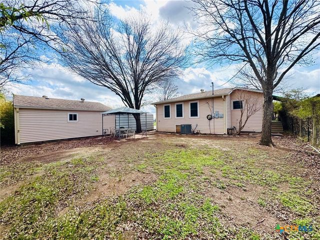 1105 Baldridge Drive, Gatesville, TX 76528