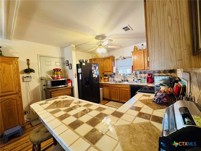 1105 Baldridge Drive, Gatesville, TX 76528