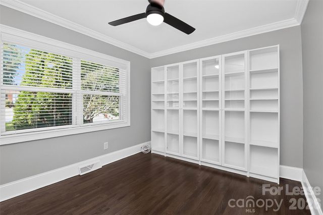 3945 Winfield Drive, Charlotte, NC 28205