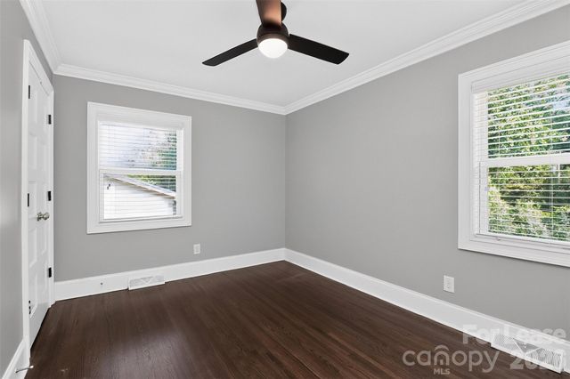 3945 Winfield Drive, Charlotte, NC 28205