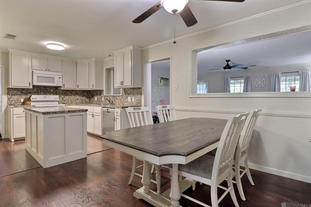 12775 Erin Ave, Baton Rouge, LA 70814