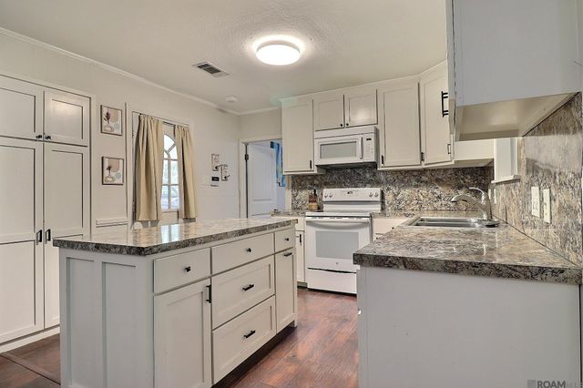 12775 Erin Ave, Baton Rouge, LA 70814