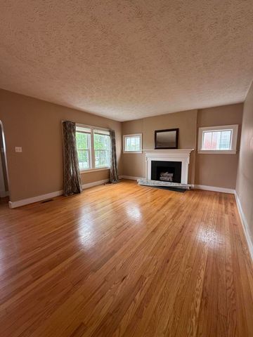 636 Beaumont Avenue, Harrodsburg, KY 40330