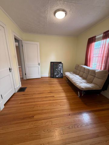 636 Beaumont Avenue, Harrodsburg, KY 40330