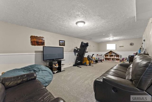 622 Maurine Drive, Idaho Falls, ID 83401