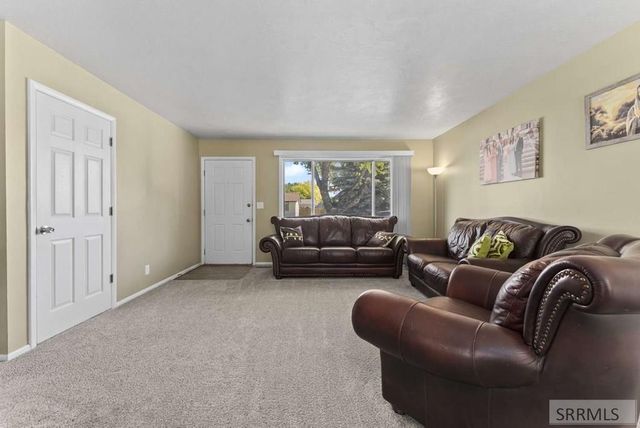 622 Maurine Drive, Idaho Falls, ID 83401