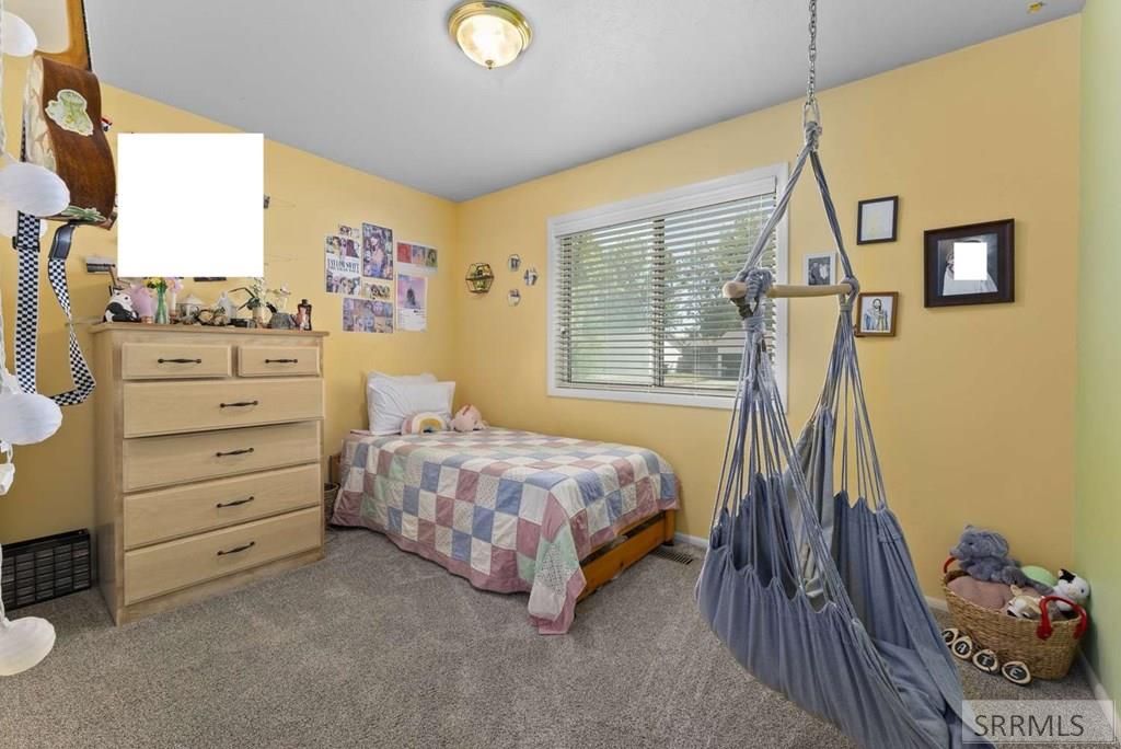 Image 11 of property listing at 622 Maurine Drive, Idaho Falls, ID 83401