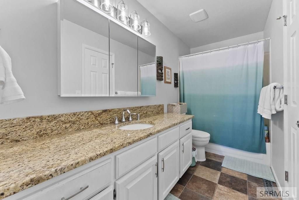 Image 13 of property listing at 622 Maurine Drive, Idaho Falls, ID 83401