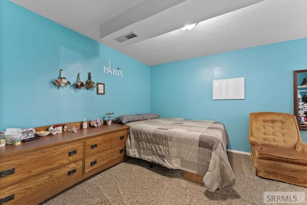 Image 16 of property listing at 622 Maurine Drive, Idaho Falls, ID 83401