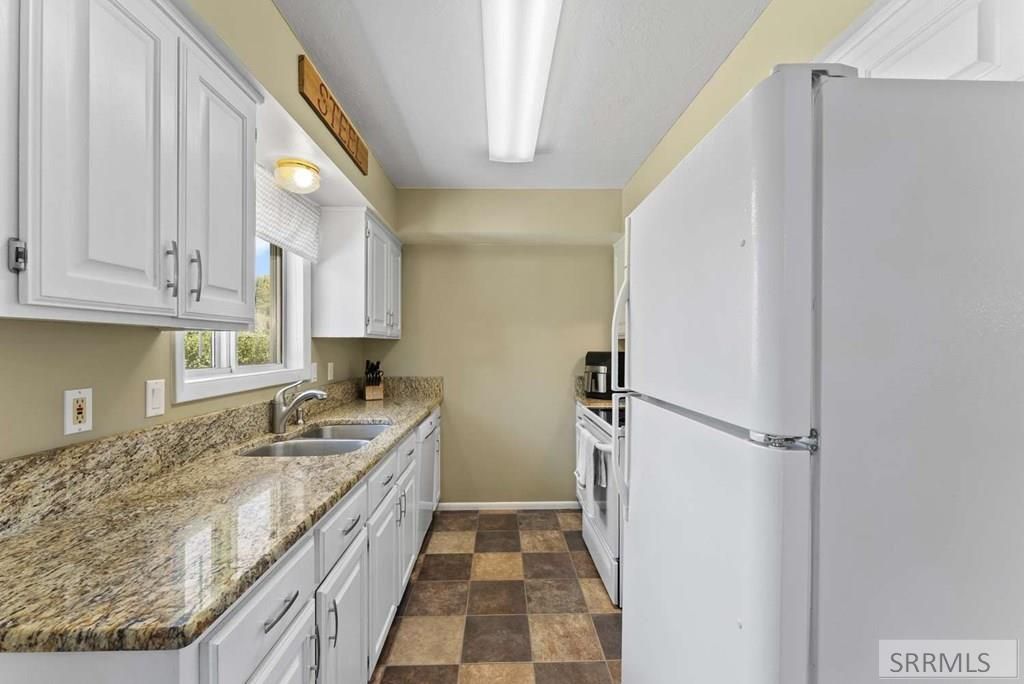 Image 8 of property listing at 622 Maurine Drive, Idaho Falls, ID 83401