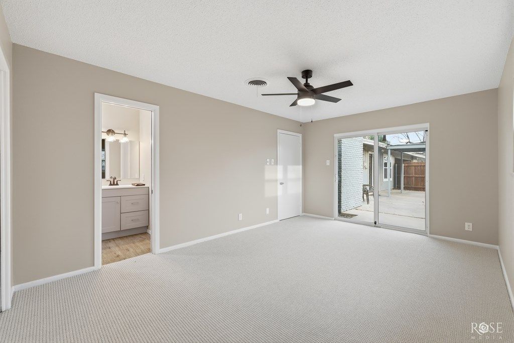 Image 18 of property listing at 1902 S A&M Ave, San Angelo, TX 76904