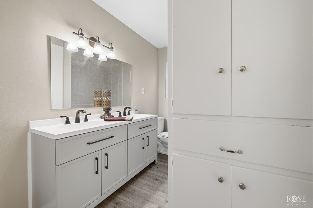 Image 22 of property listing at 1902 S A&M Ave, San Angelo, TX 76904