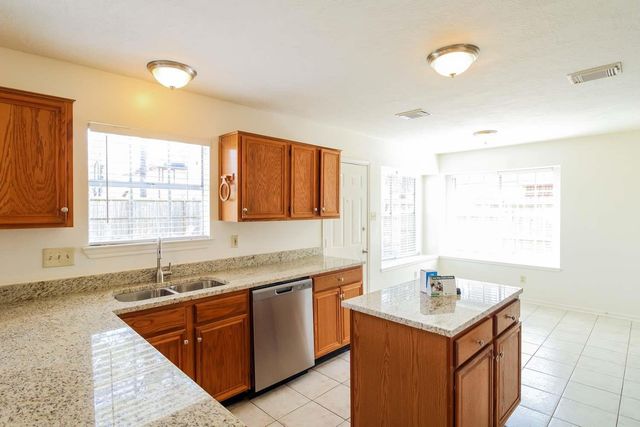 4409 Spoonbill Drive, Seabrook, TX 77586