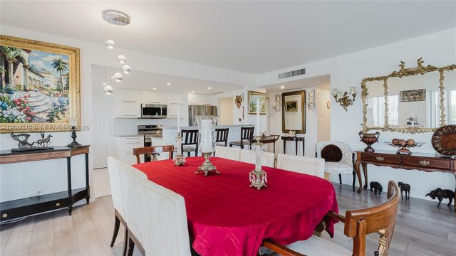 3800 Hillcrest Dr 411, Hollywood, FL 33021