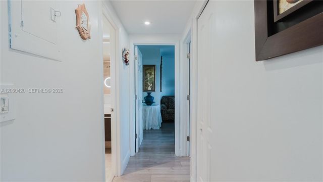 3800 Hillcrest Dr 411, Hollywood, FL 33021