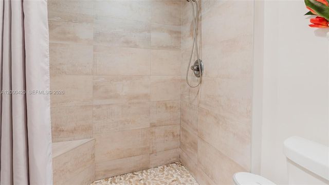 3800 Hillcrest Dr 411, Hollywood, FL 33021