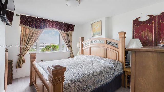 3800 Hillcrest Dr 411, Hollywood, FL 33021