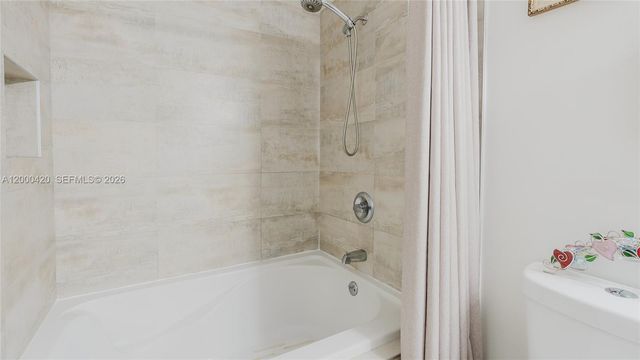 3800 Hillcrest Dr 411, Hollywood, FL 33021