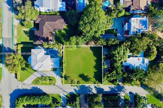 535 W 31st St, Miami Beach, FL 33140