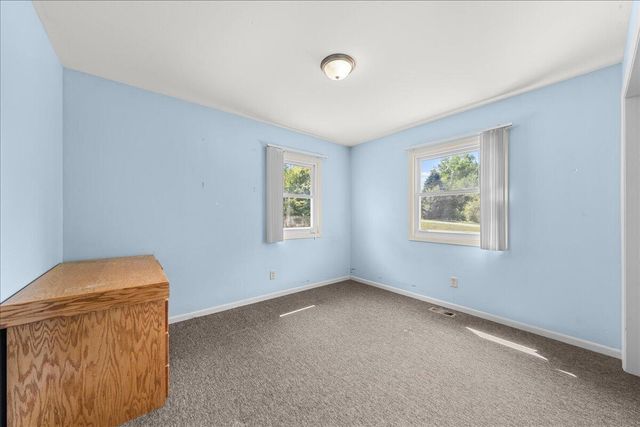 698 Baker ROAD, Hudson, WI 54016