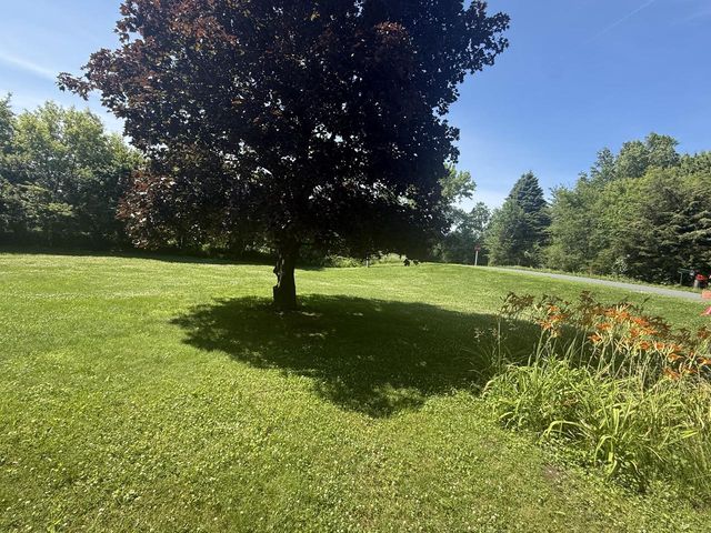 698 Baker ROAD, Hudson, WI 54016