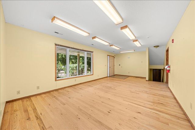 698 Baker ROAD, Hudson, WI 54016