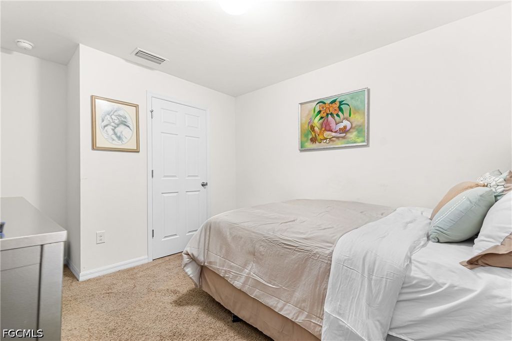 Image 22 of property listing at 1501 NE 33rd ST, Cape Coral, FL 33909