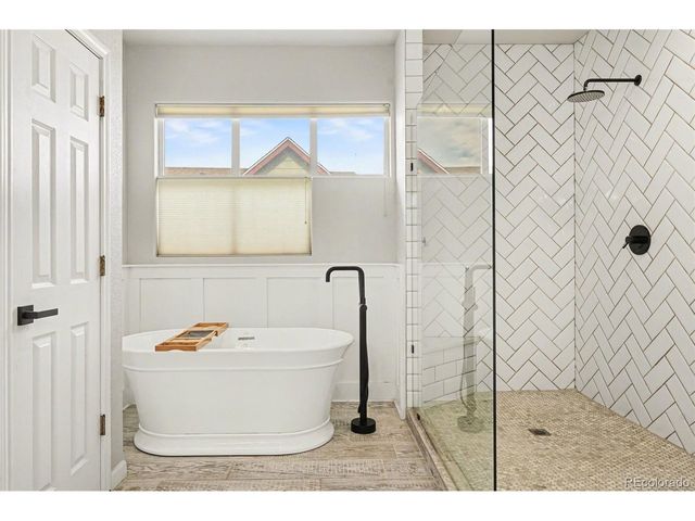 10635 Clarke Farms Dr, Parker, CO 80134