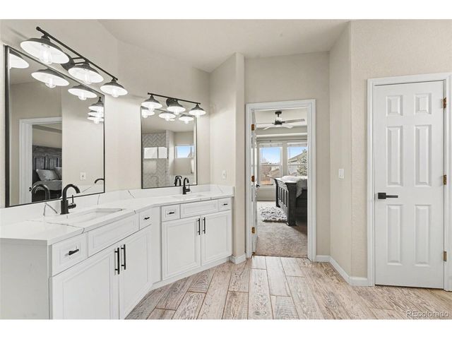 10635 Clarke Farms Dr, Parker, CO 80134