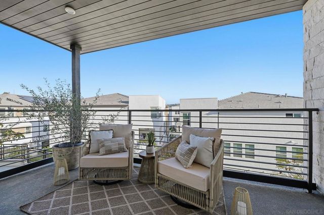 2860 Avella Circle, San Diego, CA 92108