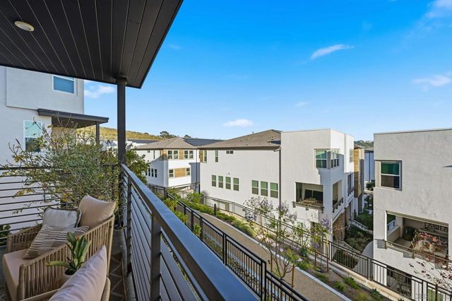 2860 Avella Circle, San Diego, CA 92108