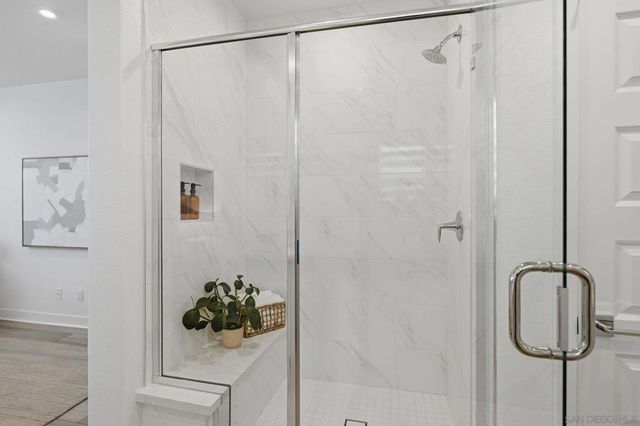 2860 Avella Circle, San Diego, CA 92108