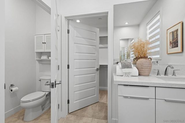 2860 Avella Circle, San Diego, CA 92108