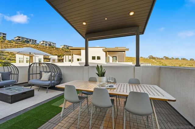 2860 Avella Circle, San Diego, CA 92108