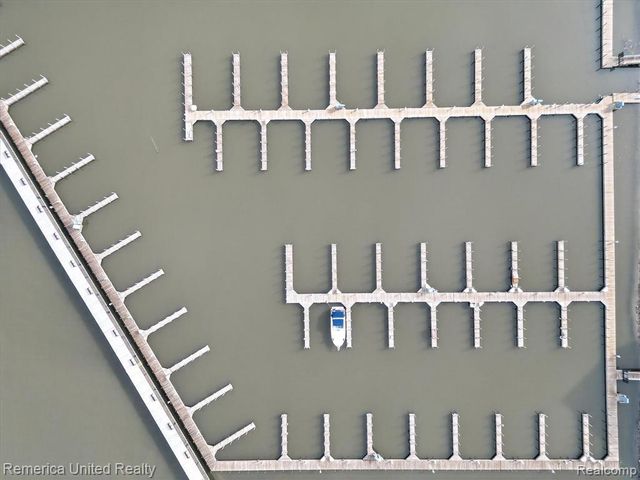 901 Adelaide Circle 602, Muskegon, MI 49441