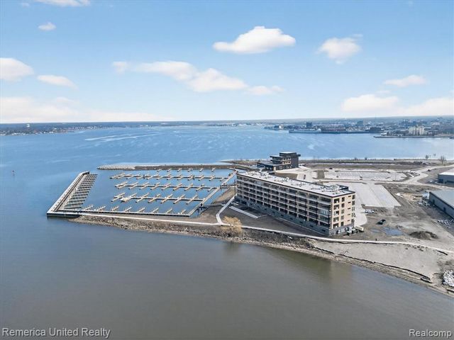 901 Adelaide Circle 602, Muskegon, MI 49441