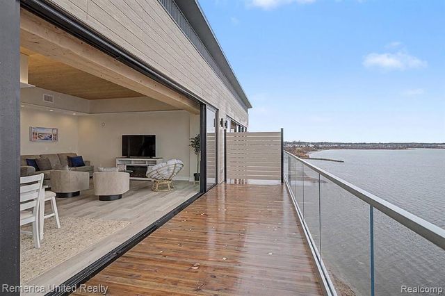 901 Adelaide Circle 602, Muskegon, MI 49441