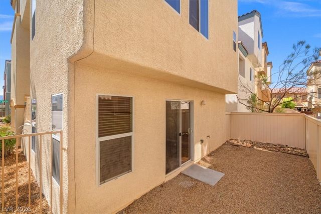 9520 Color Rock Court, Las Vegas, NV 89178