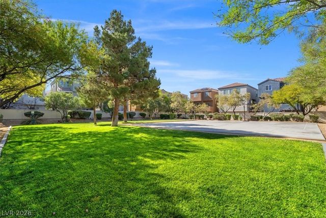 9520 Color Rock Court, Las Vegas, NV 89178