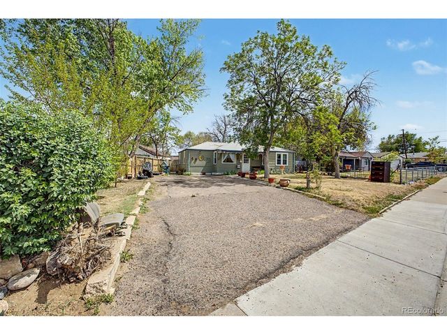 6830 Olive St, Commerce City, CO 80022