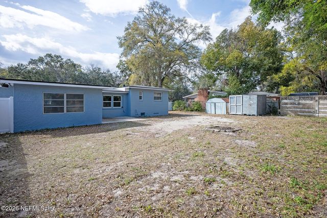 4013 ROGERO Road, Jacksonville, FL 32277