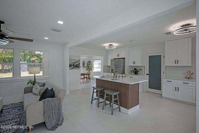 4013 ROGERO Road, Jacksonville, FL 32277