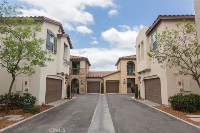 45049 Via Vela, Temecula, CA 92592