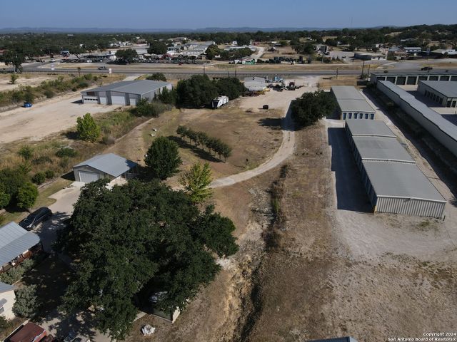 4112 State Highway 16, Bandera, TX 78003
