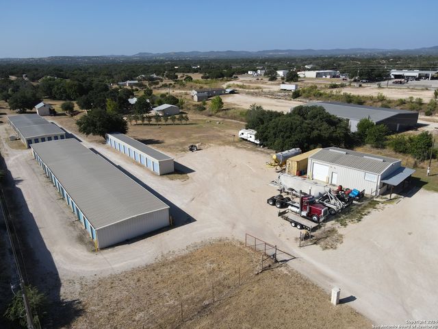 4112 State Highway 16, Bandera, TX 78003